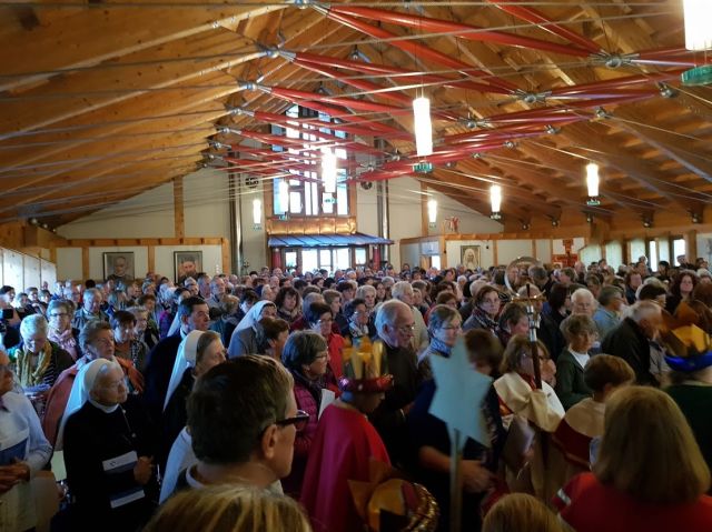 Immagine: Via Crucis a Oies
