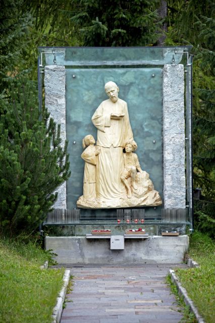 Immagini: Chiesa di Oies